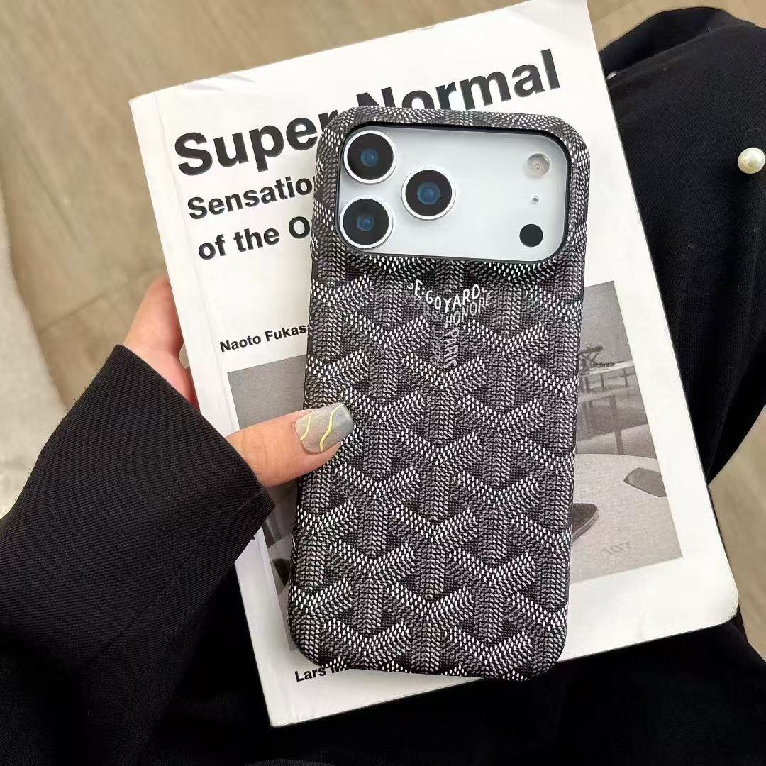 Luxury leather phone case