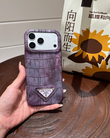 New Crocodile-Pattern Leather Phone Case