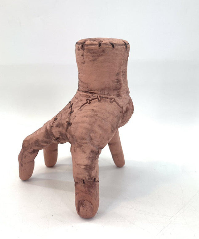 Wednesday one-on-one comparison to replicate a broken hand